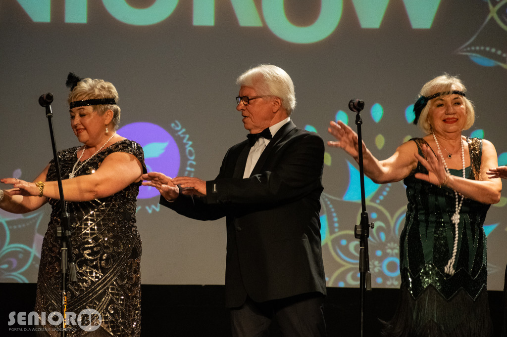 VIII Festiwal Twórczości Artystycznej Seniorów – Zobacz ZDJĘCIA