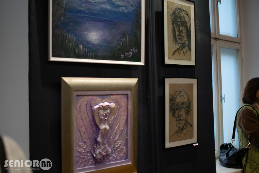 Sztalugowe opowieści - wystawa sekcji malarskiej UTW