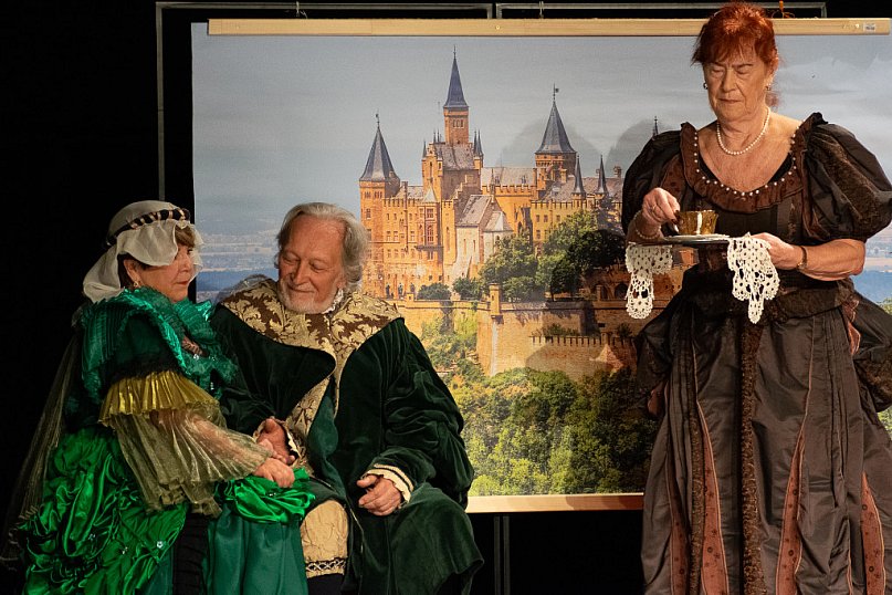 VIII Festiwal Twórczości Artystycznej Seniorów – Zobacz ZDJĘCIA