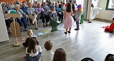 Nic nie łączy tak pokoleń, jak wspólna zabawa-887