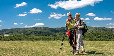 Nordic Walking dla Seniorów na Dębowcu – ruszamy dalej!-1905