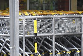 Czy 1 listopada zrobisz zakupy? Ten weekend zaskoczy wielu klientów-4577