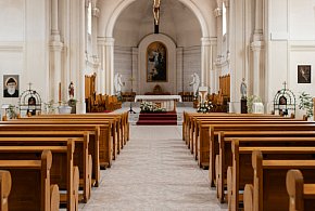 Miliony na Kościół w 2026 roku. Państwo co roku dokłada do duchownych-4878