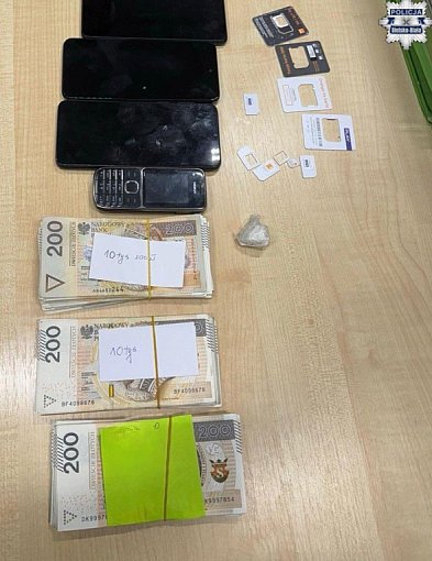 Bielsko-Biała: policja zatrzymała sprawcę oszustwa „na wnuczka” i odzyskała 30 tys